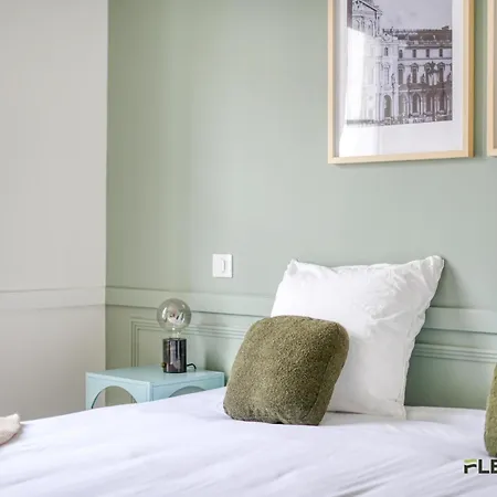 Charming 2-bedroom With Living 47 M 9e * Paris